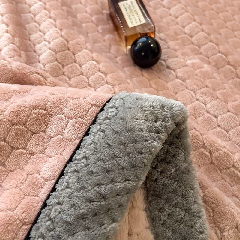 1pc luxury milk velvet blanket ultra soft plush winter bedspread cozy throw with football pattern machine washable for bedroom living room Product details 11