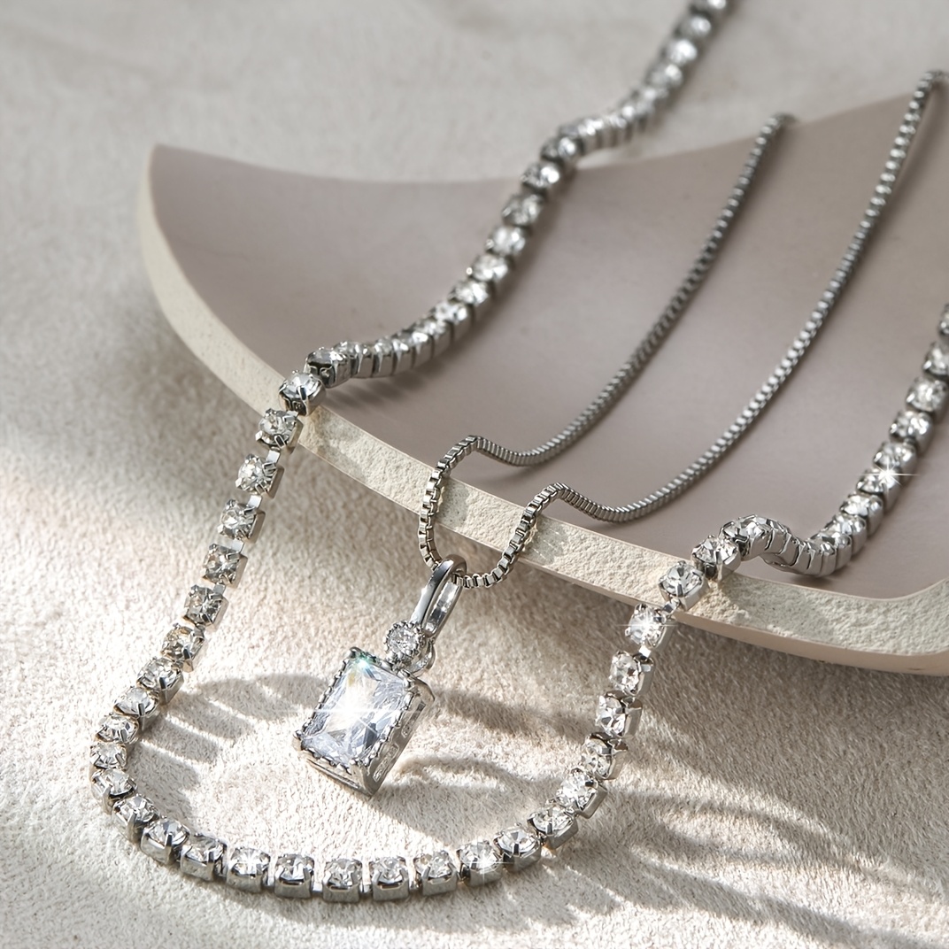 French-Style Double-Layer Square Pendant Necklace for Women