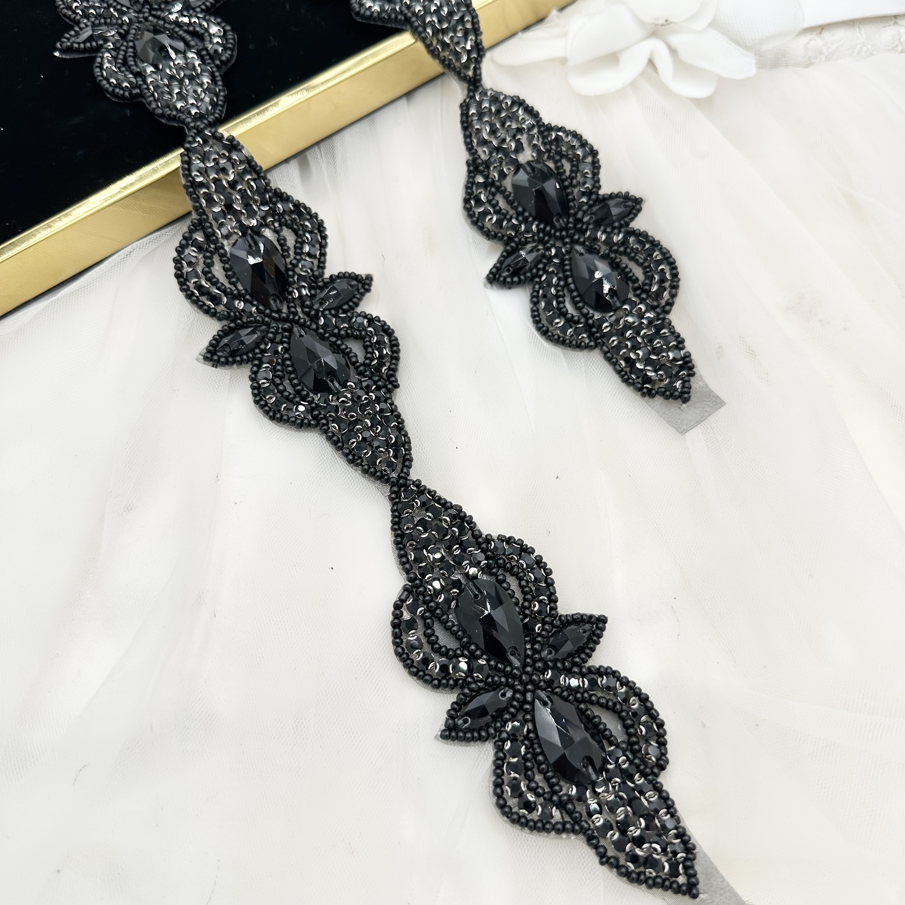 Elegant Crystal * Sash for Wedding Dresses, Hand-Sewn Glass Bead Bridal  Belt Accessory by * Decorative Shoulder Strap for Evening Gowns, Droplet,  Code, Ladies