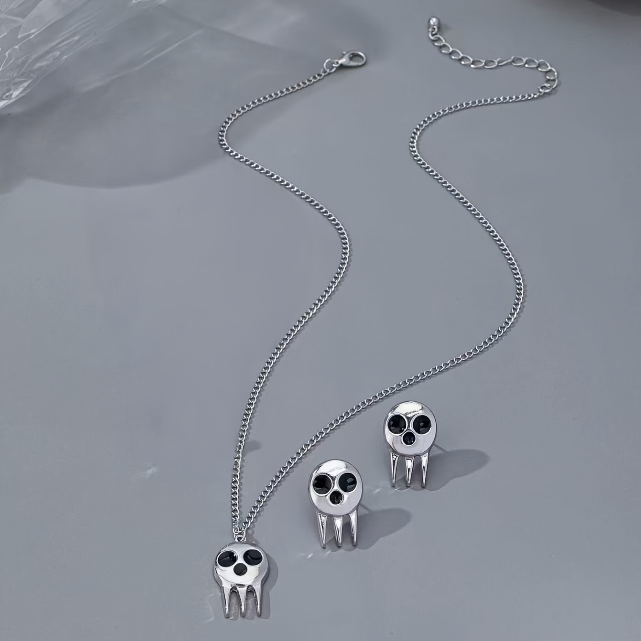 2pcs Skull Pendant Necklace and Stud Earrings Set, Hip-Hop Style