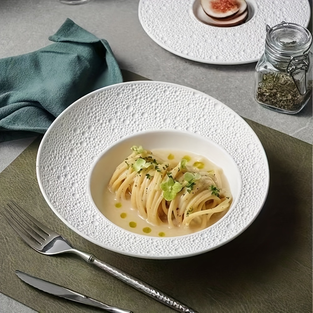 Ceramic Deep Dish with a Star Design, Versatile Straw Hat Bowl, Salad And Pasta Plates, Imaginative Dinnerware Featuring Meteor And Planet Patterns, French-Style Soup Bowl, And Fruit Salad Bowl