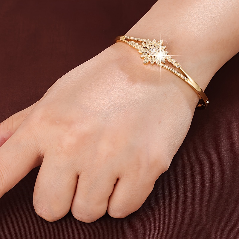 Flower Zirconia Bracelet for Women