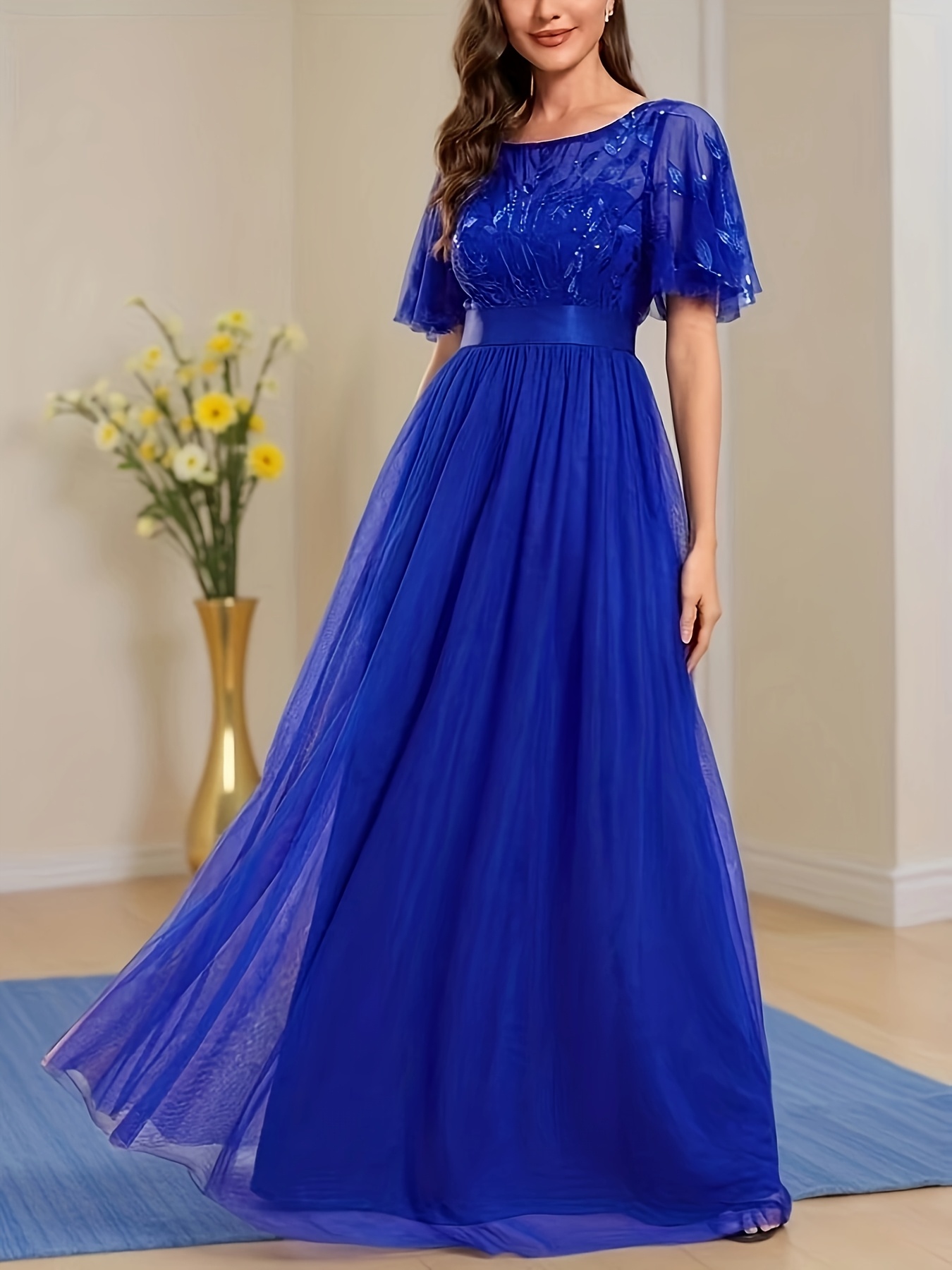 فستان سهرة أنيق بحجم كبير مع زينة زهور فستان حفلات