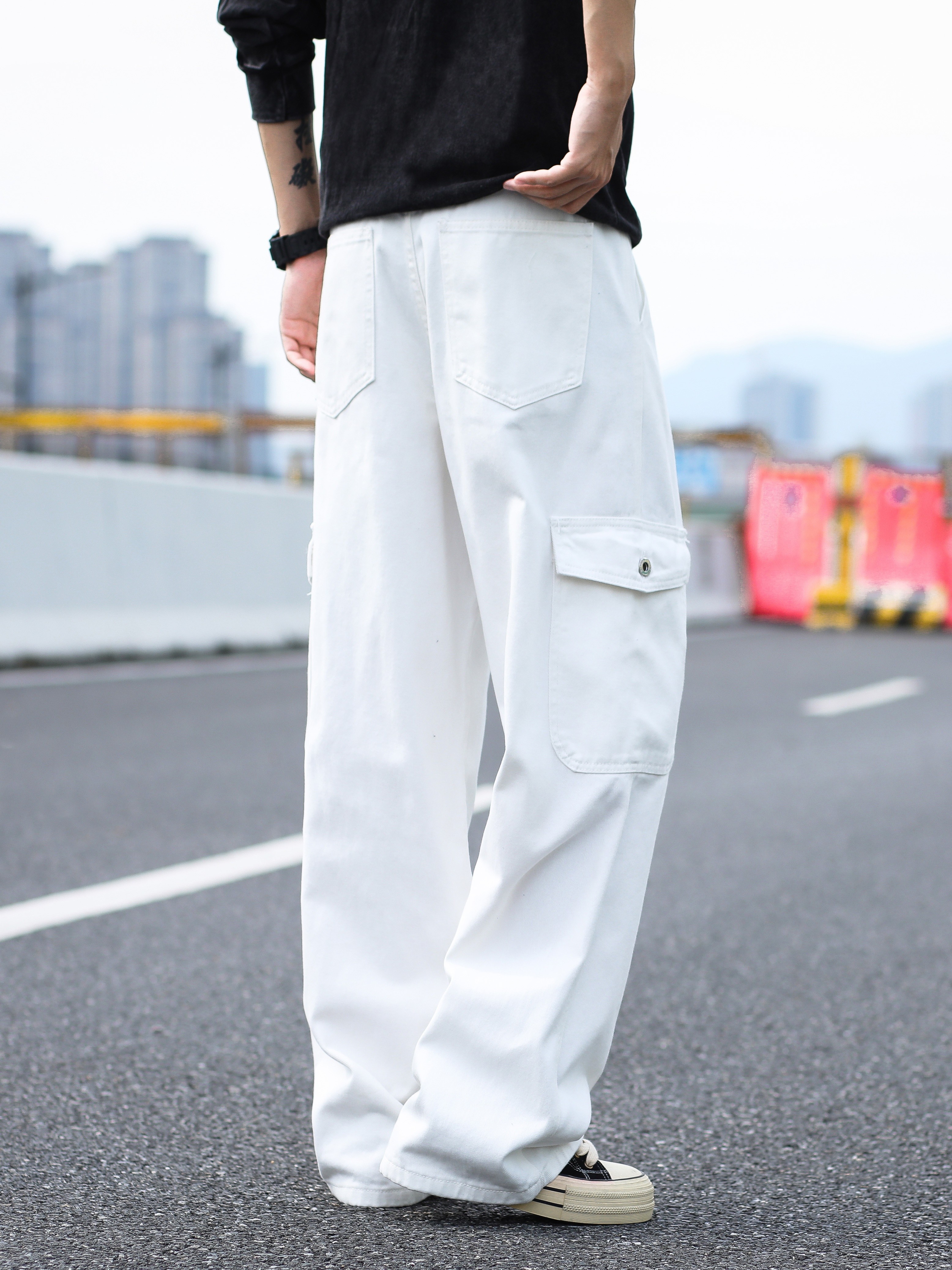 *'s Heavy-Duty White Pants Loose Straight Leg Multi-Pocket Jeans with  Washed Style Casual Workwear, Machine Washable Soli