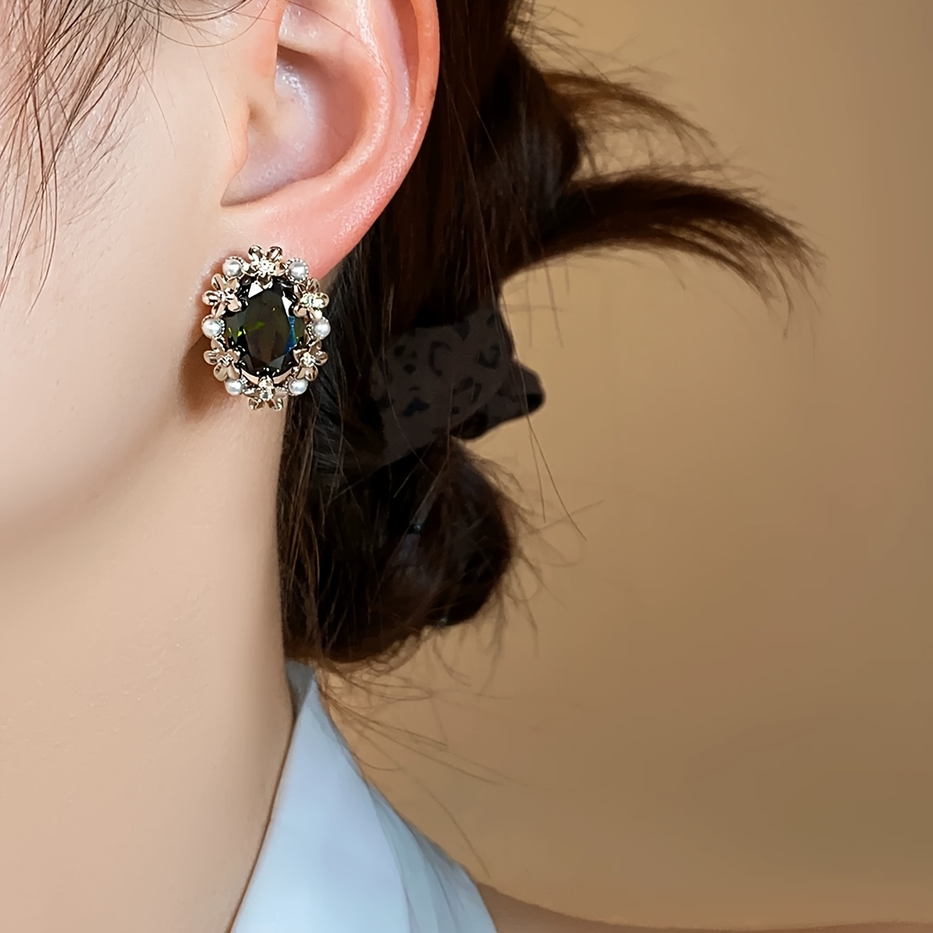Women's Small Flower Stud Earrings with Cubic Zirconia, Elegant Design