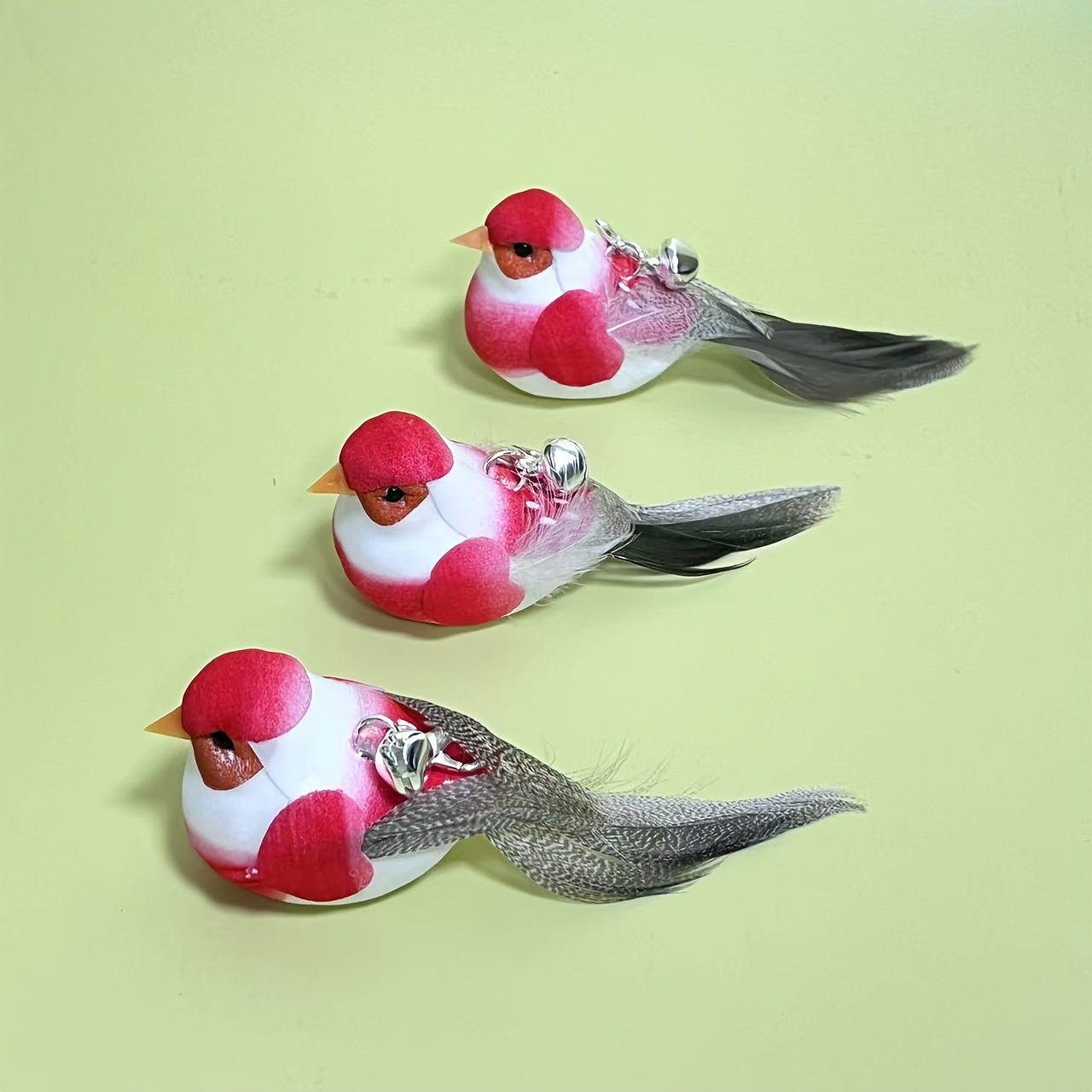 TEMU Jouet interactif pour chat d'oiseau avec clochette, oiseau en fibre artificielle, fabriqué en plastique durable et en fonte. Cette baguette pour