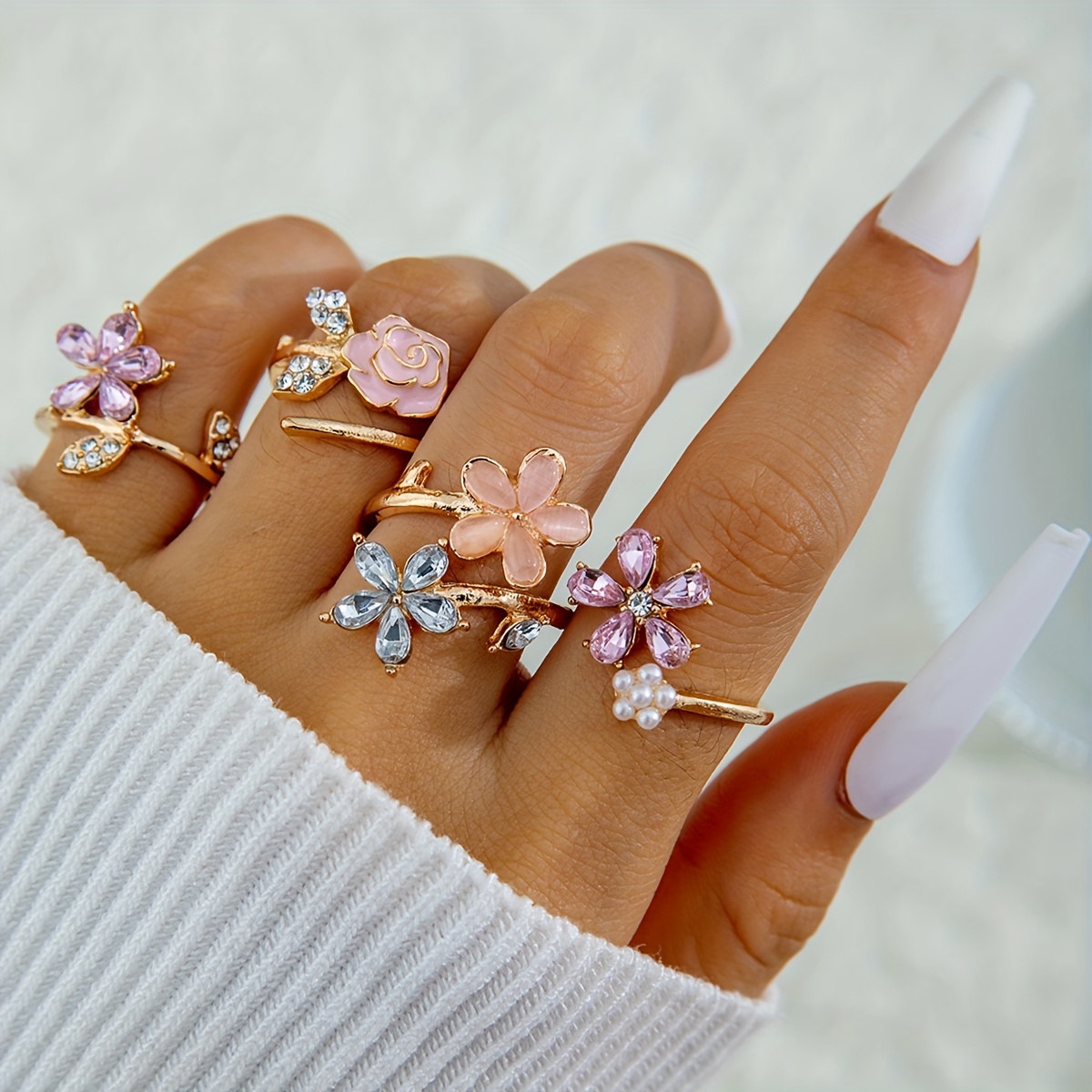 TEMU Juego de 4 anillos florales elegantes y vintage incrustados de pedrería, juego de joyería apilable de metal con extremos abiertos y de de piedra