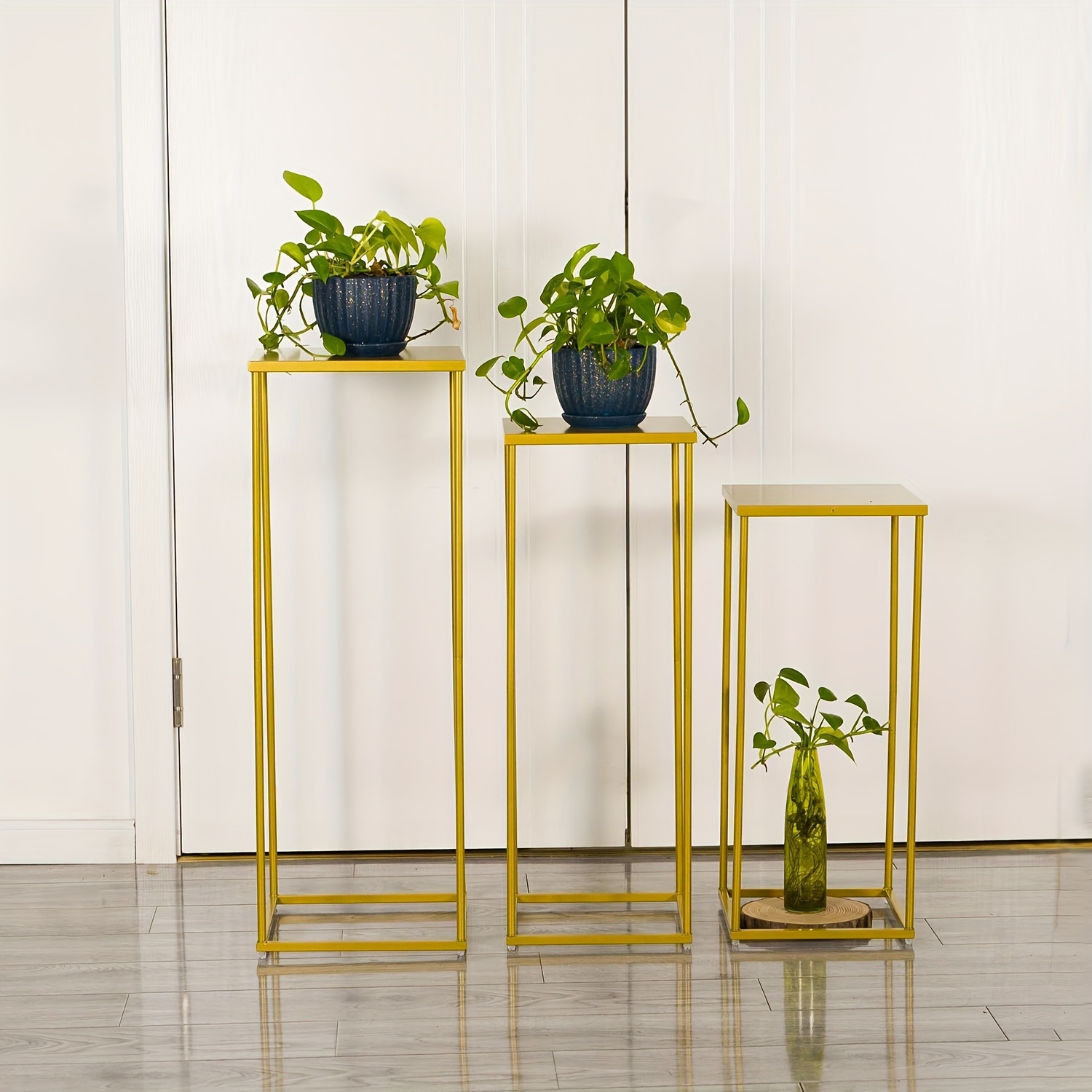 

Set Of 3 Square Gold Metal Plant Stand For Indoor Plants, Corner Plant Stands Simple Modern Flower Vase For Living Room Wedding Parties Decor, 23&27&31inches Tall