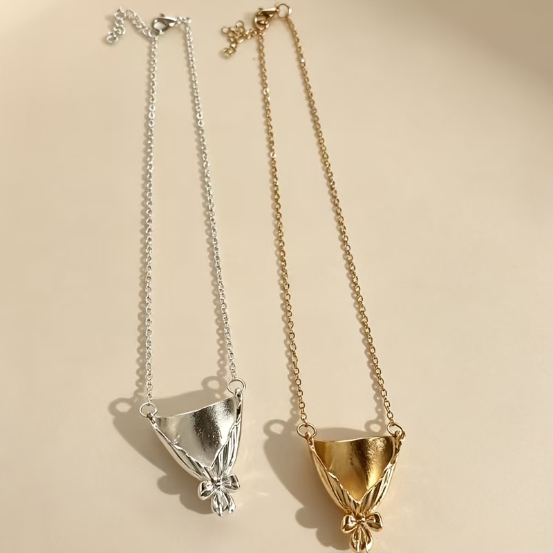 TEMU 2pcs/set, Mini Flower Bouquet Necklace Women's Niche Design Bow Bouquet Pendant Versatile Light Luxury Clavicle Chain Accessory, Suitable For