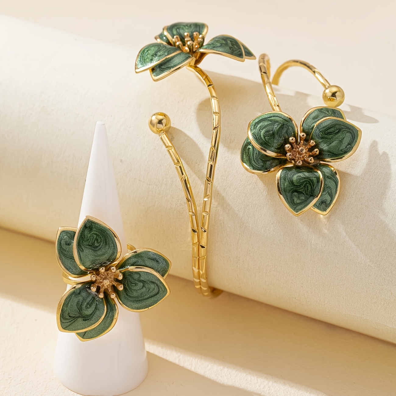 TEMU Ensemble de 2 pièces : Bracelet et bague élégants et polyvalents en émail à motif floral et géométrique, adaptés pour un usage et les fêtes