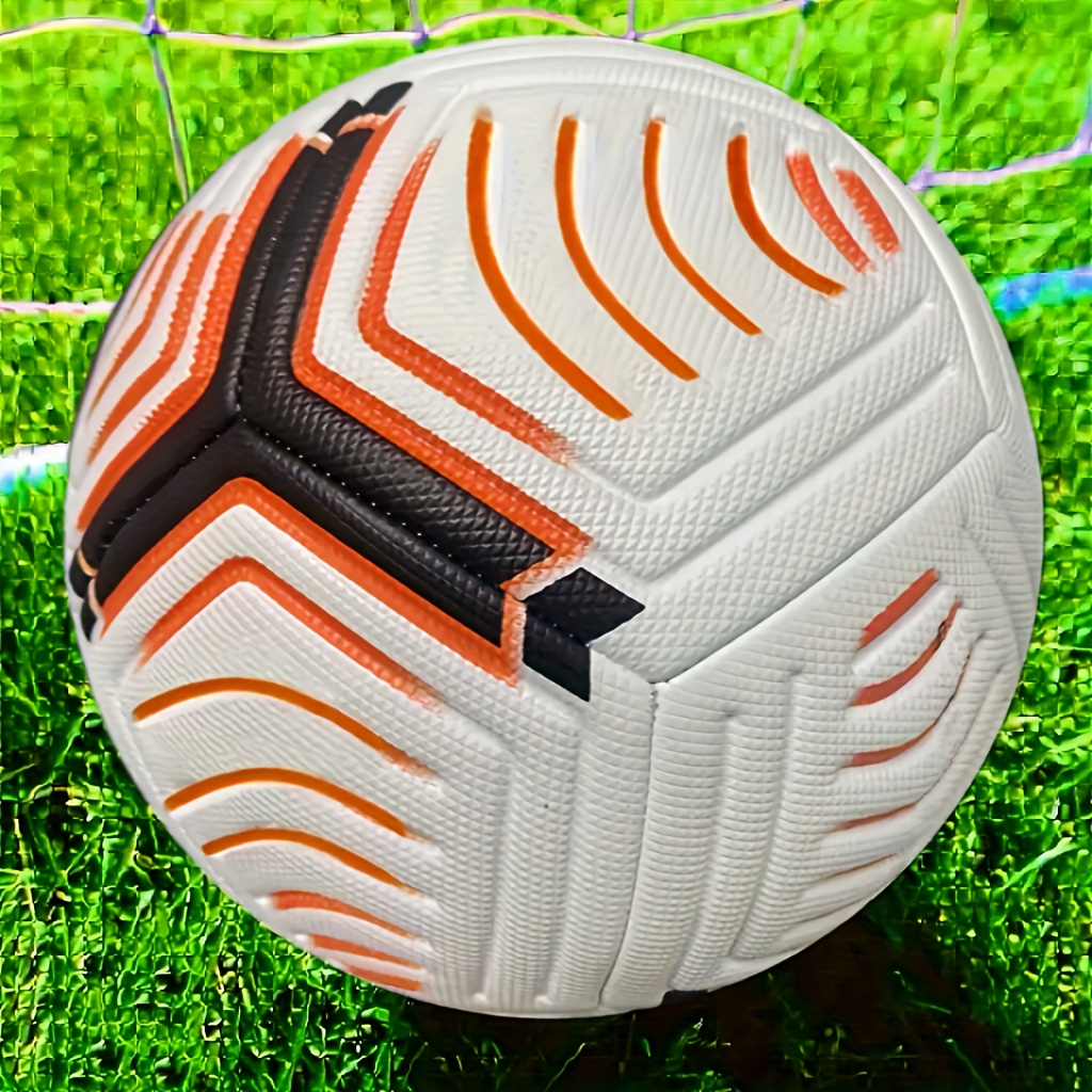 

High-quality Leather Soccer Ball - Standard Size 5 For Team Matches & Training, Outdoor Football In Vibrant Yellow