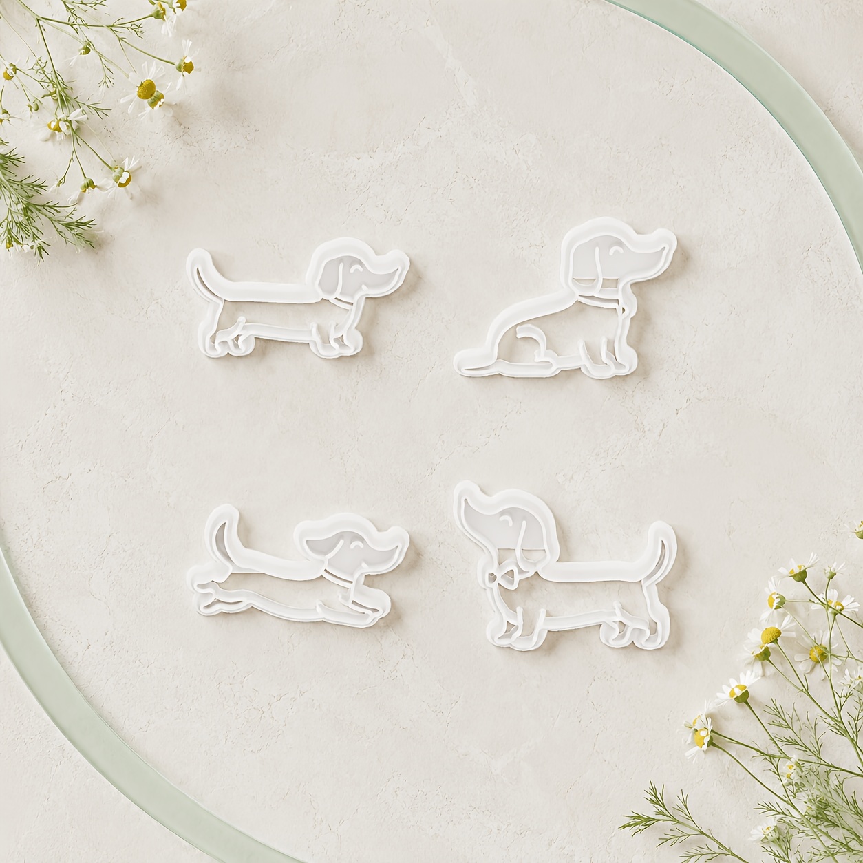 TEMU 4pcs Sausage Dog Polymer Clay Cutter, Sausage Dog Clay Molds, Sausage Dog Shaped Clay Molds, Suitable For Christmas, Halloween, Daily Scene