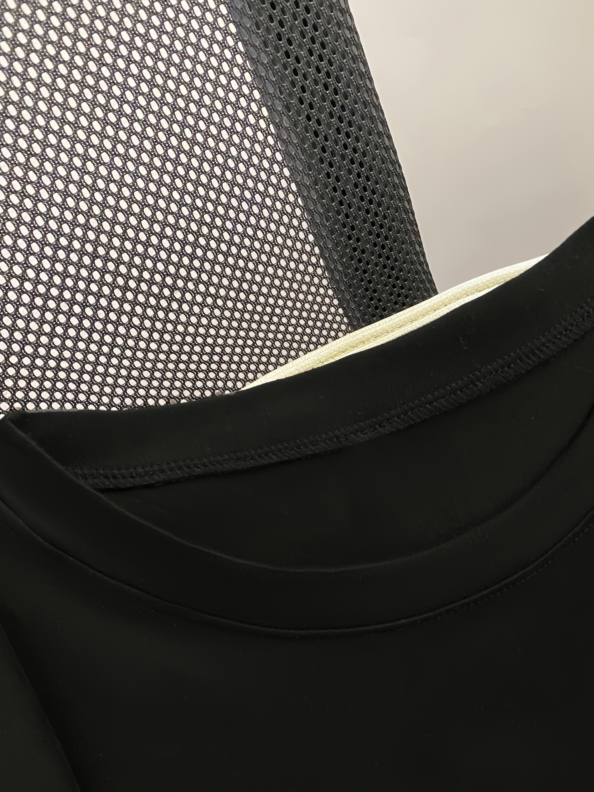 Women's Y2K Summer Crop T-Shirt - Slim Fit Short Sleeve Round Neck Top with Bold NY Letter Print, White & Black Graphic Tee for Casual Streetwear, Ladies T Shirts, Everyday Outfit, Urban Street Style, Breathable Fabric, Stylish Blouse, Streetwear Fans