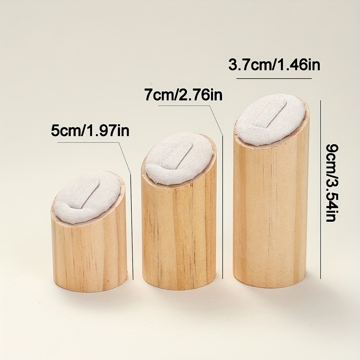 E-shop 3-teiliges Set für Treppen, kleine Holzstumpf-Ring-Display-Ständer, einfacher klassischer Farbton, schwarzer und weißer Fleece-Ring-Sitz,
