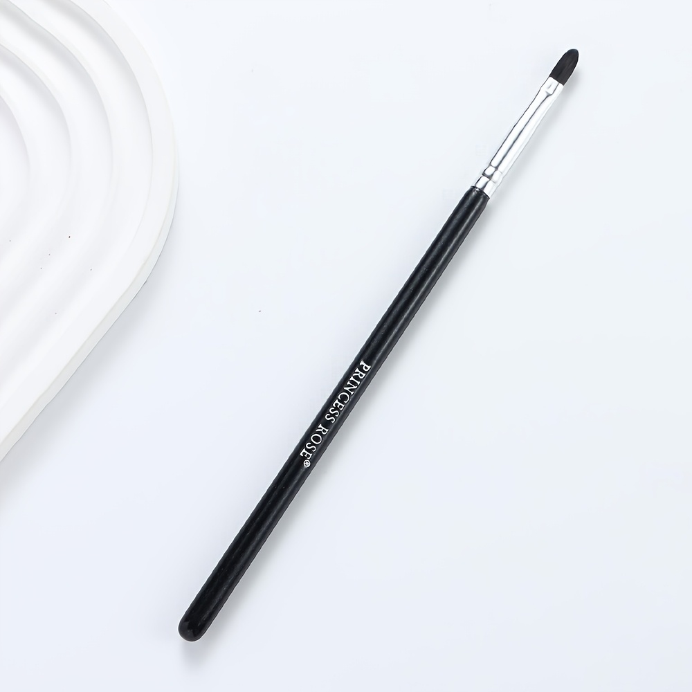 Image of The Rose Princess Is A Soft And Travel-friendly Lip Brush, Specifically For Makeup Professionals