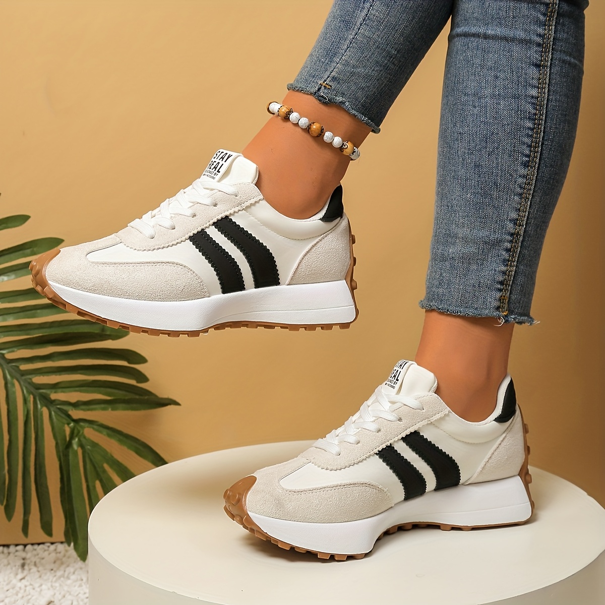 Women's Retro Sneakers With Hidden Height & Thick Platform Sole - / Cushioned , Wide Width Low-top Lace-up Suitable For Outdoor Running, Gym, Casual Wear - - Solid Color Athletic, Women Shoes