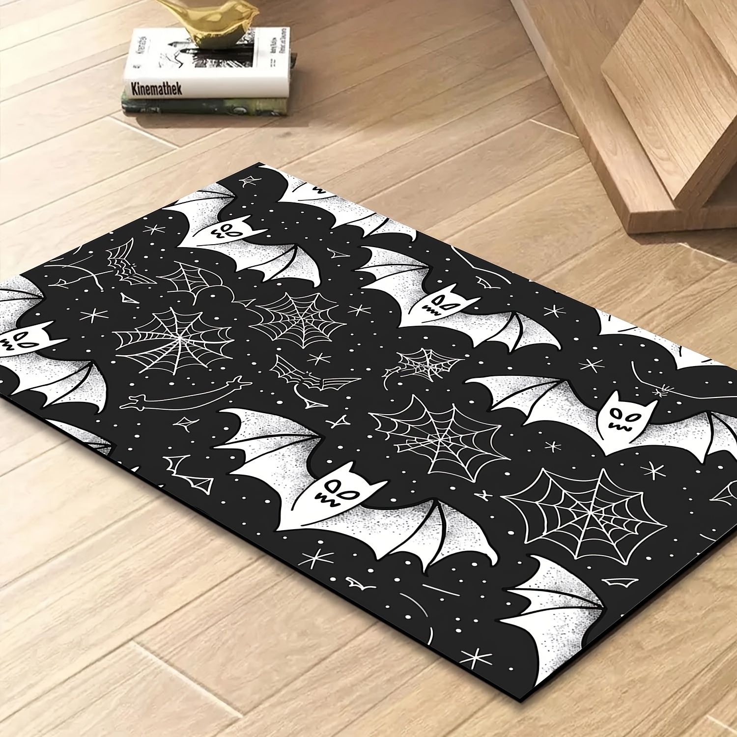 

Bat Print Absorbent Dog Feeding Mat - Leak-proof, Easy Clean, Washable Polyester Pet Floor Pad