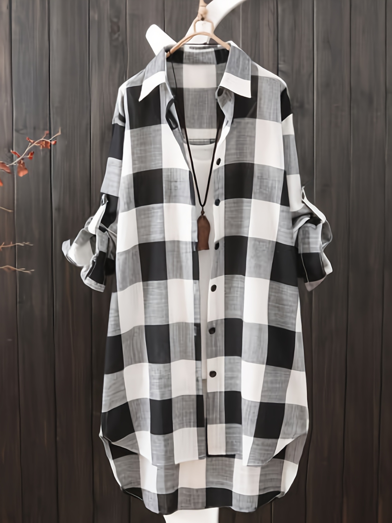 Trendy Women'S Clothing: New Plaid Collar Shirts for Spring And Summer 2025, Featuring a Relaxed Fit with Long Sleeves And Straight Buttons
