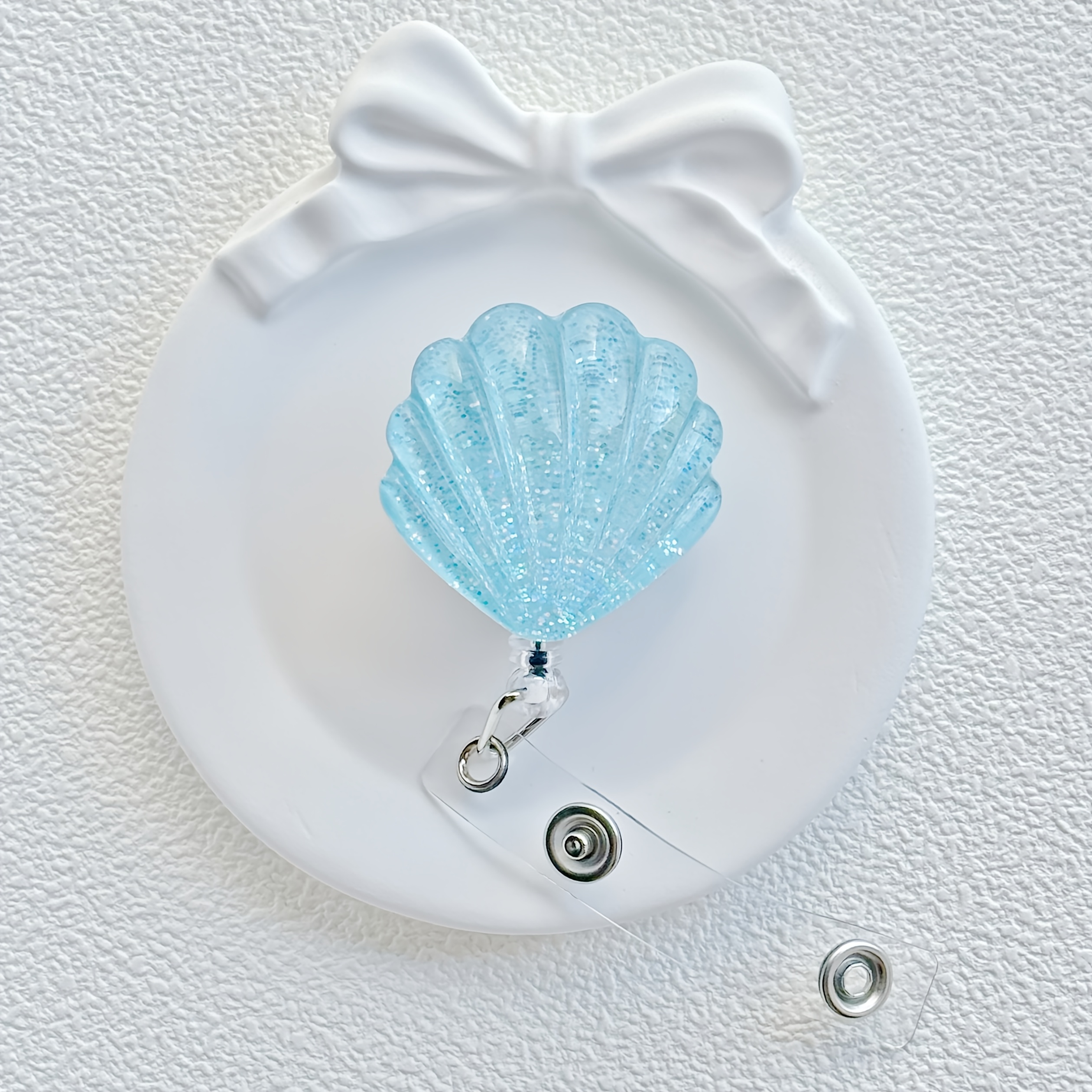 TEMU Porte-badge rétractable avec coque et cordon - Lanière ajustable, motif coque 3D pour cartes d'identité, événements - Système de lanière durable