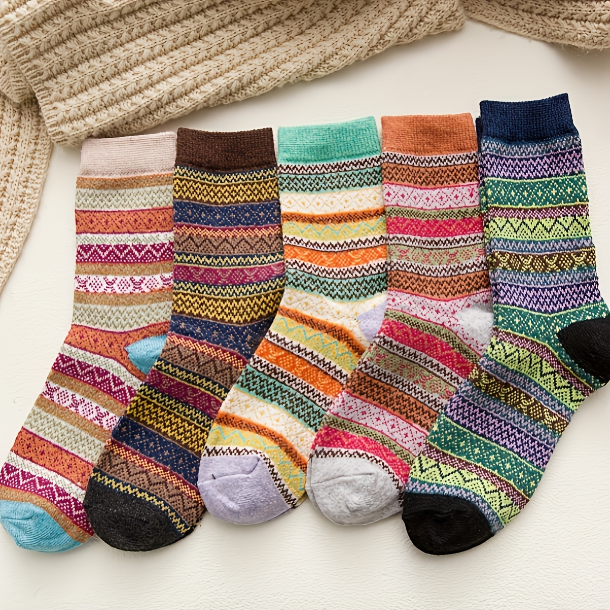 TEMU 5 Pairs Of Women's Warm Winter Socks, Women's Thick Knitted Warm And Comfortable Mid-calf Socks, Vintage Style Outdoor Leisure Socks
