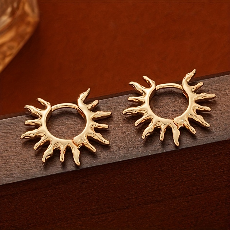 E-shop Ein Paar bohemische Strand-Ohrringe in Sonnenblumenform mit Hohlräumen, Vintage und elegant, geeignet für den täglichen Gebrauch und Urlaube von
