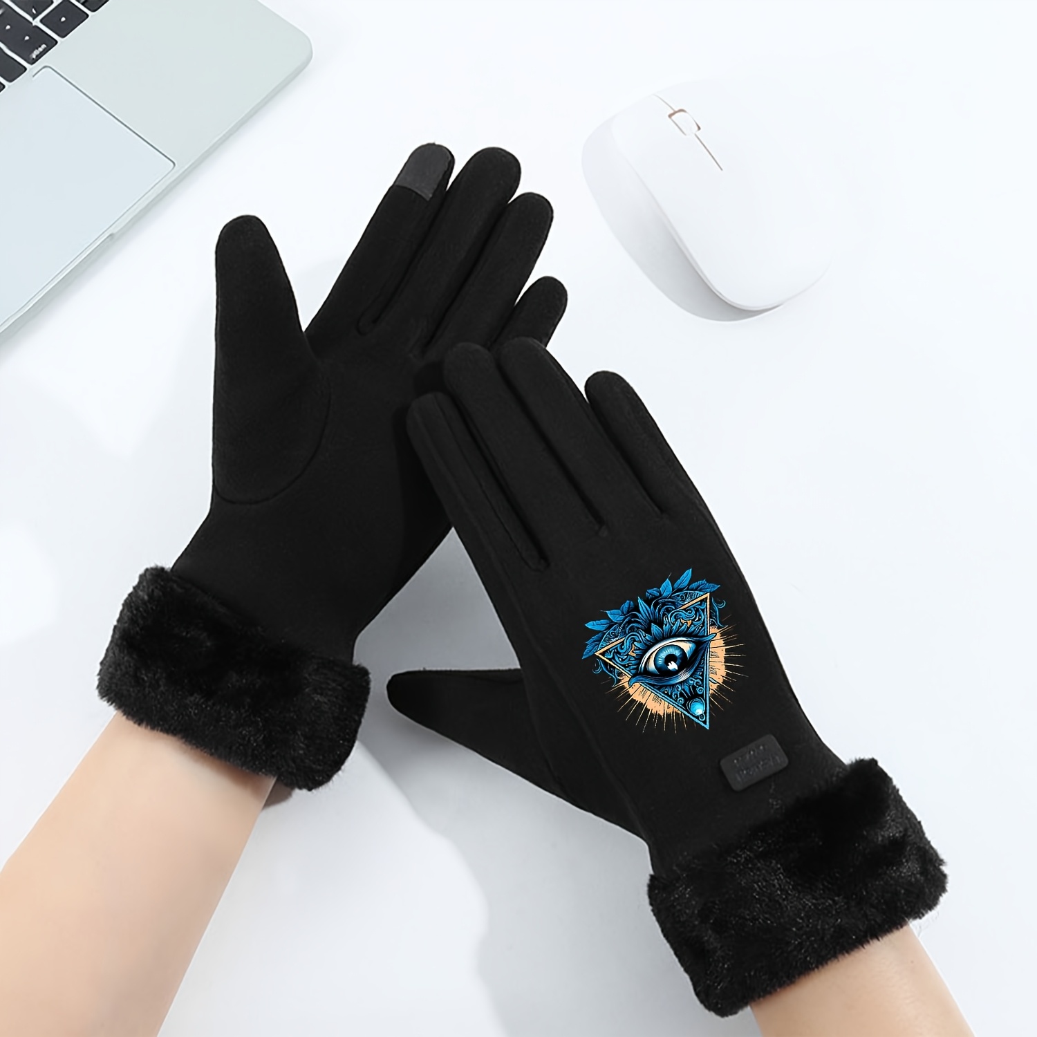 Blue Triangular Inlaid All-Seeing Eye Gloves