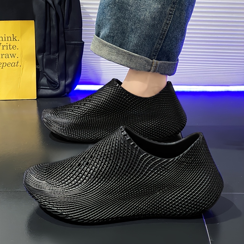 Men'S Shoes Summer 2025 New Outdoor Sports Non-Slip Fishing Wading Shoes Thick Sole Beach Clogs Sandals Men