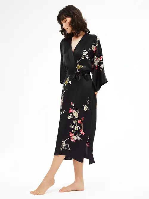 Ladies' Satin Kimono Robe with Print, Japanese-style Soft Bathrobe, Plum * and Bird * Open-Front Luxurious Loungewear, Women'* Robe, Elegant * Coat, Creative Gift Idea Ladies' Satin Kimono Robe with Print, Japanese-style Soft Bathrobe, Plum * and Bird * Open-Front Luxurious Loungewear, Women'* Robe, Elegant * Coat, Creative Gift Idea
