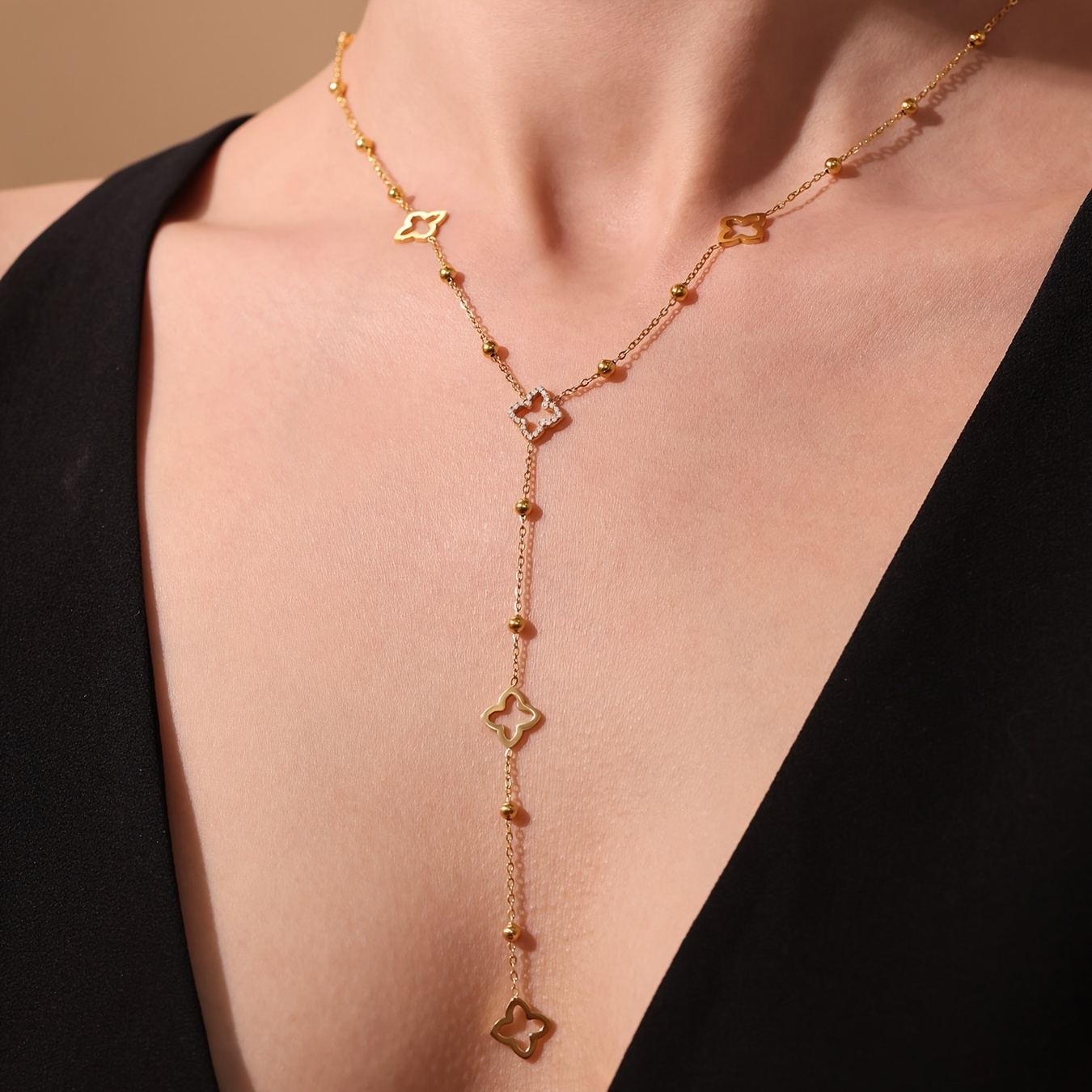 Image of 1 Stainless Steel Hollow Clover Spacer Bead Chain, Luxury And Versatile Fashionable Sweater Chain, Suitable For Women To Wear On Daily Occasions, Parties, Gatherings, And , Or As A Gift For