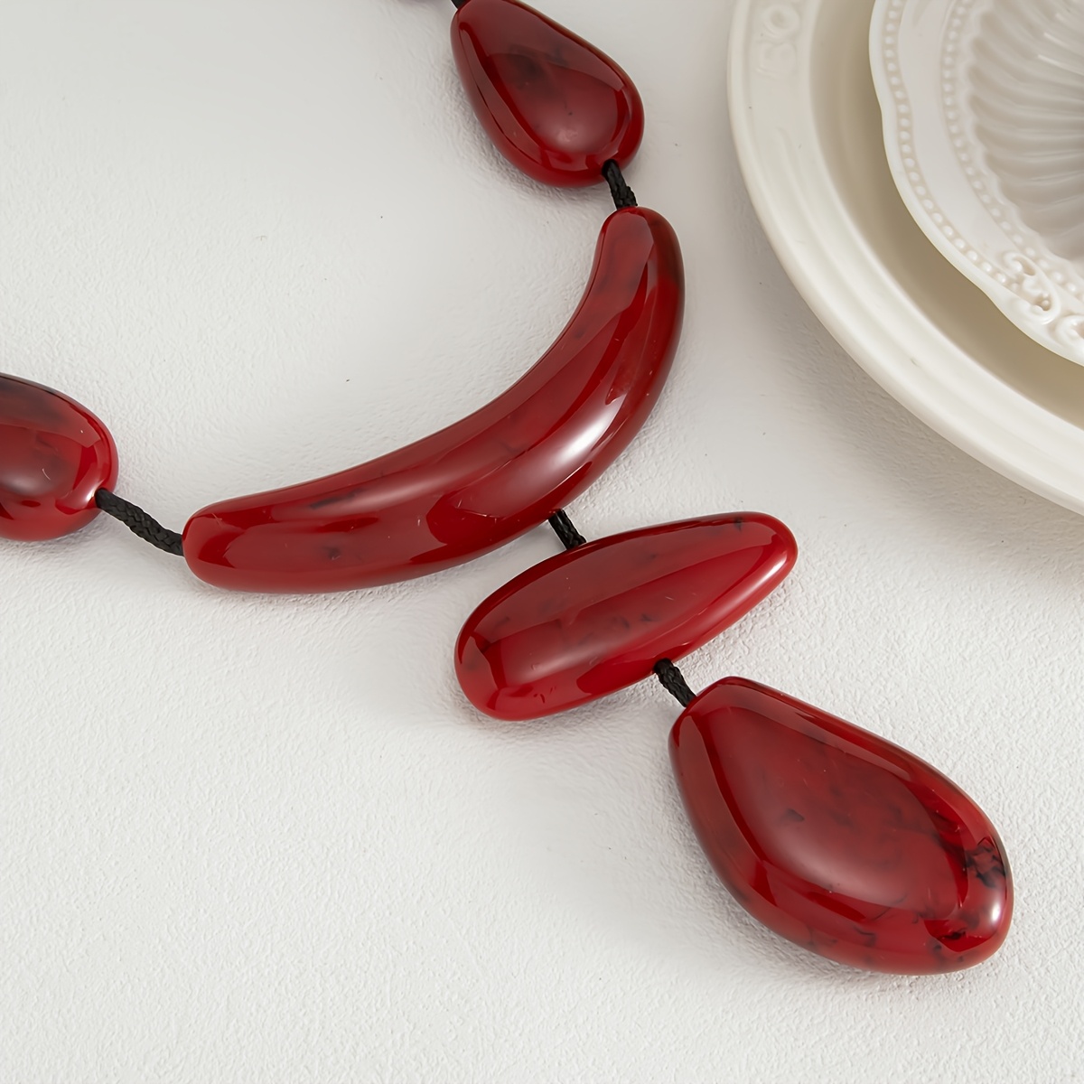 Artistic Curved Resin Pendant Long Beaded Necklace