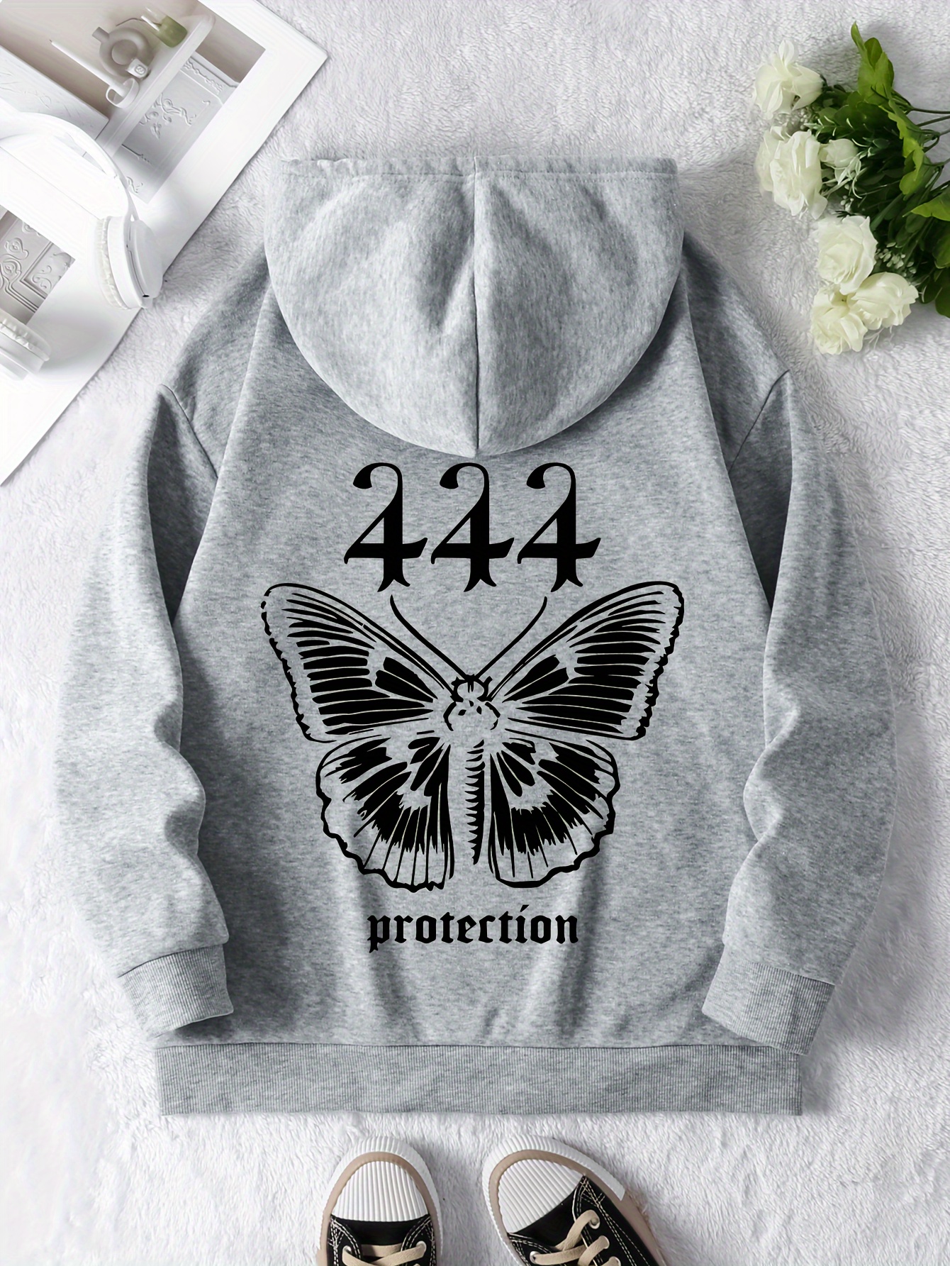 Graphic Print Hooded Sweatshirt