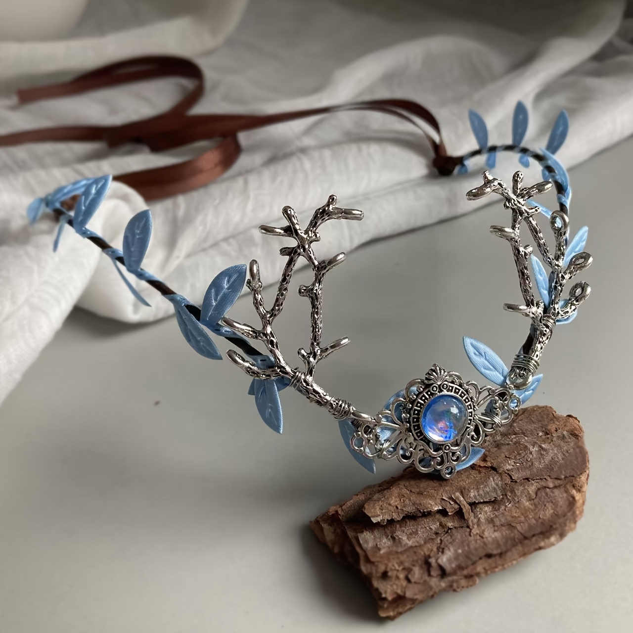 Fairy Crown Silver Antler Floral Headband for Women Renaissance and Cosplay Amazon.com: MOSTORY Light up Fairy Crown - Silver Antler  main image 4