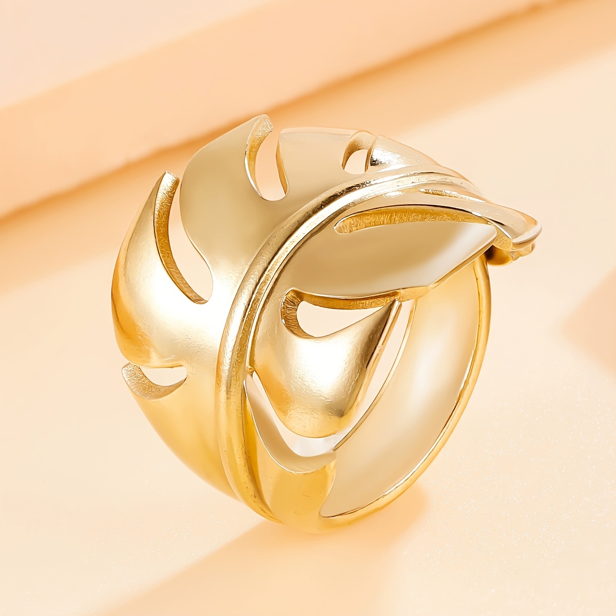 TEMU Anello elegante con design a foglia, , temperamentale e lussuoso. Anello da donna, da donna, accessorio da donna. Anello in acciaio inossidabile