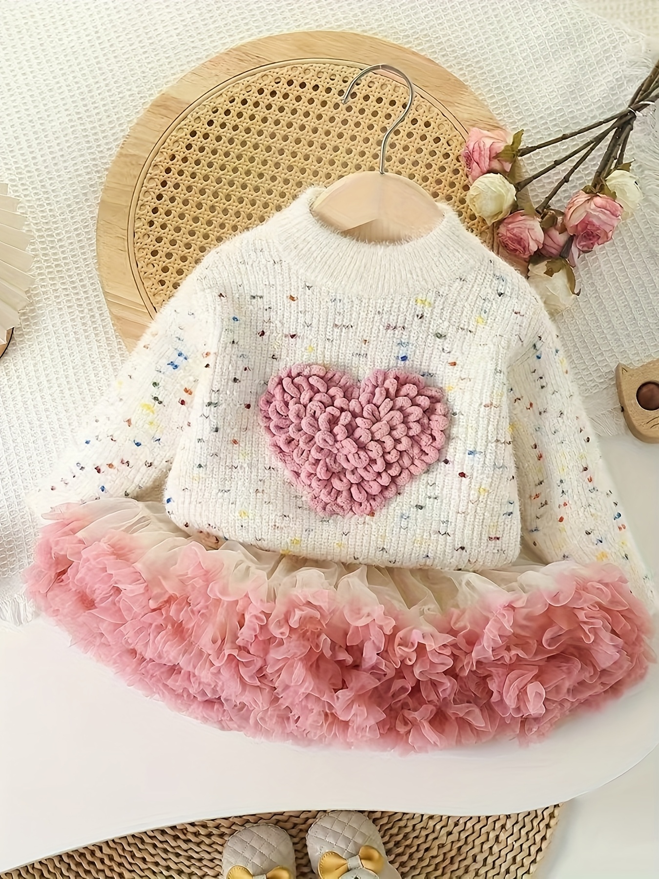 Girls' Knit Round Neck Heart Sweater for Fall and Spring