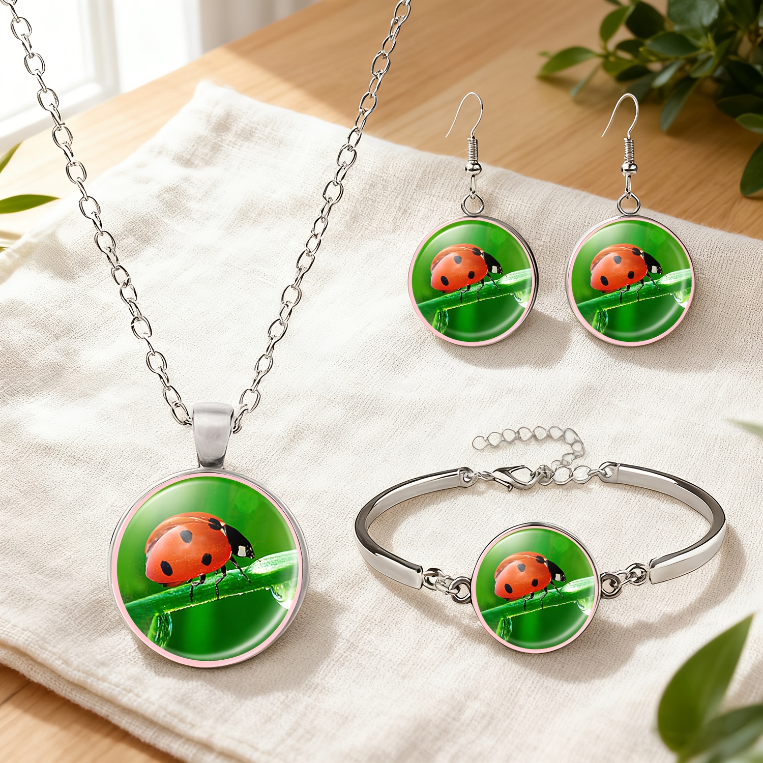 4pcs White Ladybug Jewelry Set, Necklace, Bracelet, Earrings