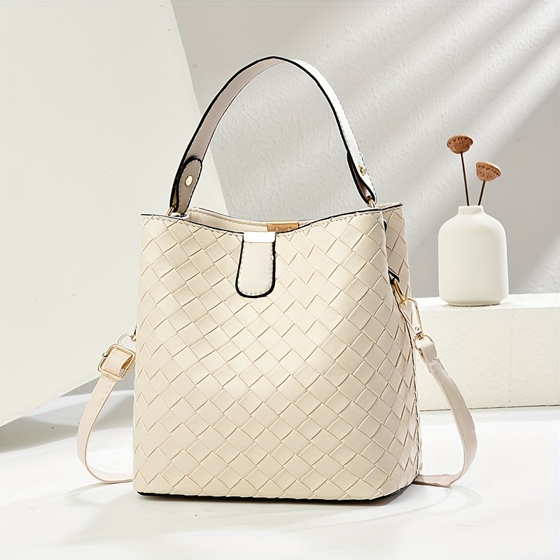 Stylish Women's Single Shoulder Bag A Fashionable Convenient