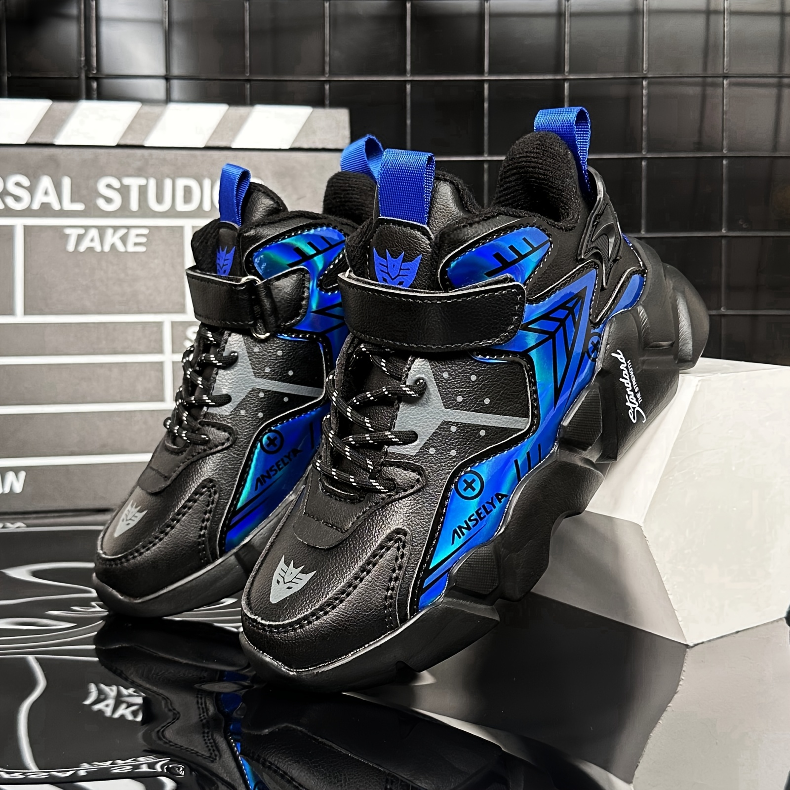 Jongensmode-sneakers - Duurzame laagtop-basketbalshoes met sluiting, ademende stofinleg en EVA-gepolijste zool voor outdoor-hardlopen, casual-draag - Comfort voor alle seizoenen, basketbalshoes, sportkleding, stijlvolle design met lusen, gevoerde EVA-zool