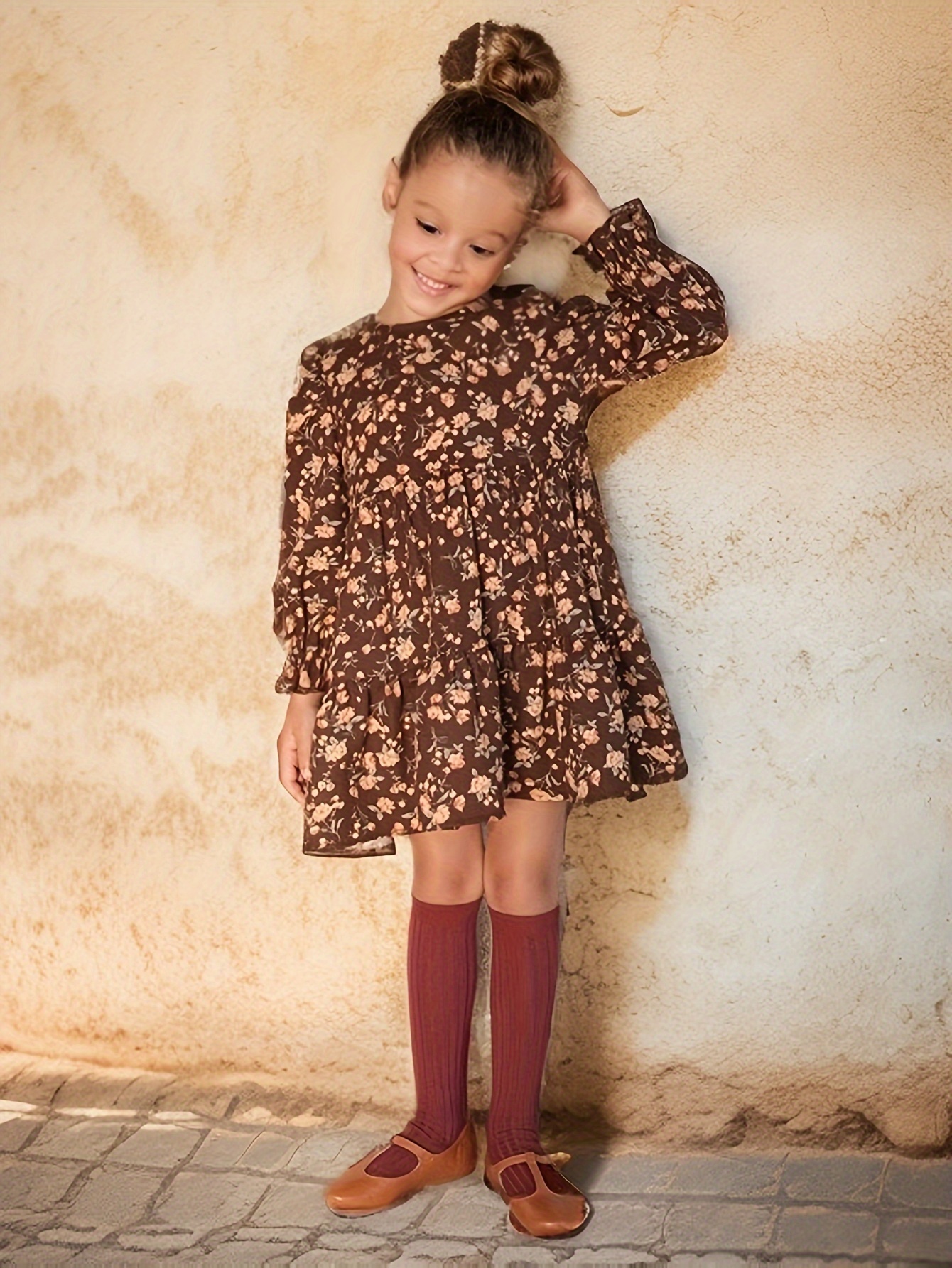 young girl's long brown dress flowers short ruffled sleeves Short Sleeve Flower Girl Dresses