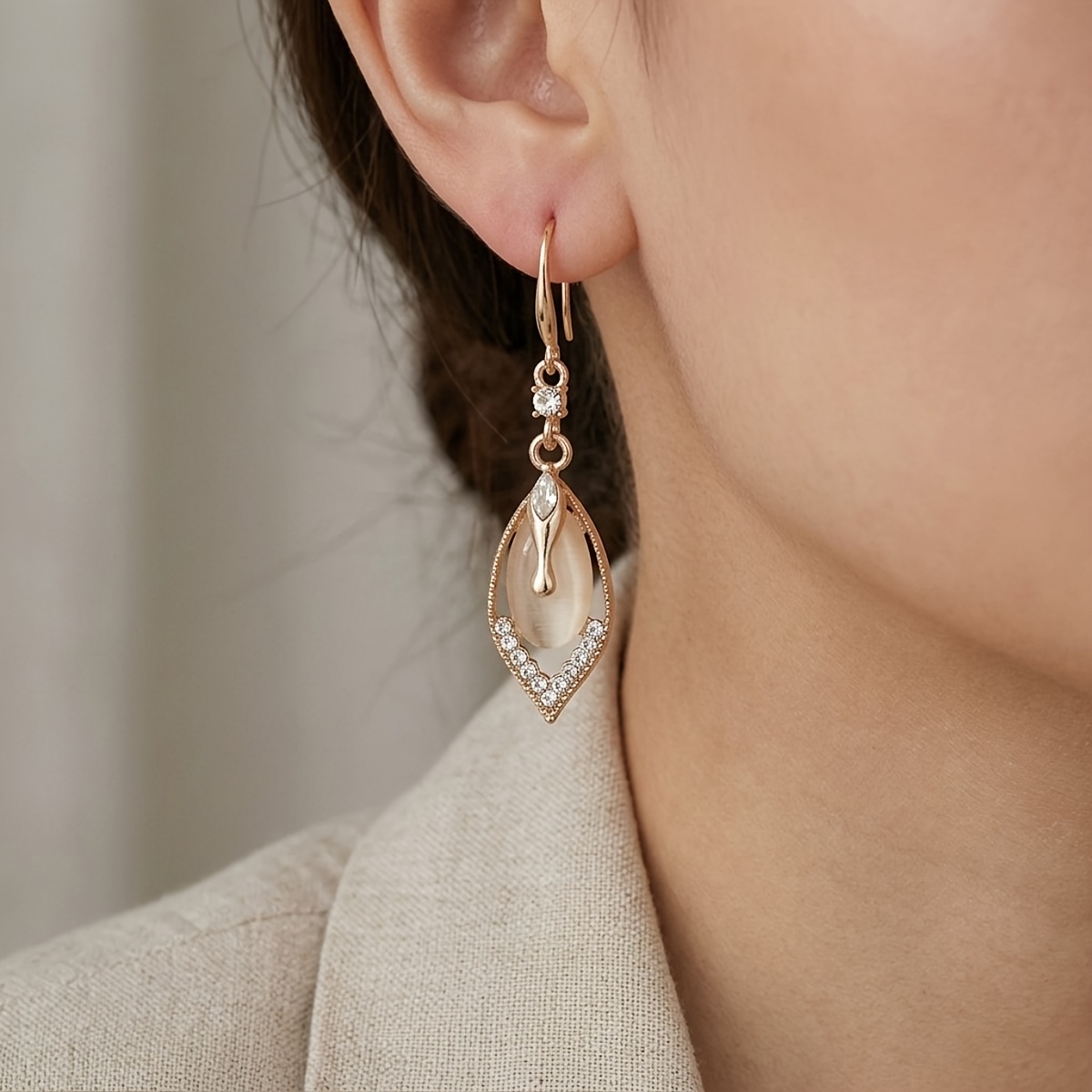 TEMU 1 Pair Of Elegant Drop Earrings With Sparkling Cubic Synthetic Zirconia, Teardrop Elegant Pendant Earrings With Shiny Synthetic Zirconia -
