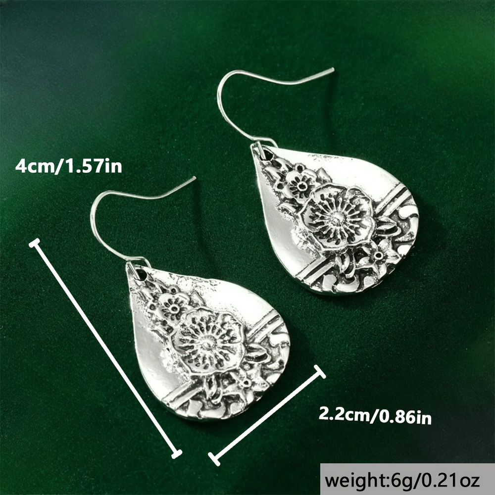 Men's Vintage Floral Pattern Stud and Dangle Earrings