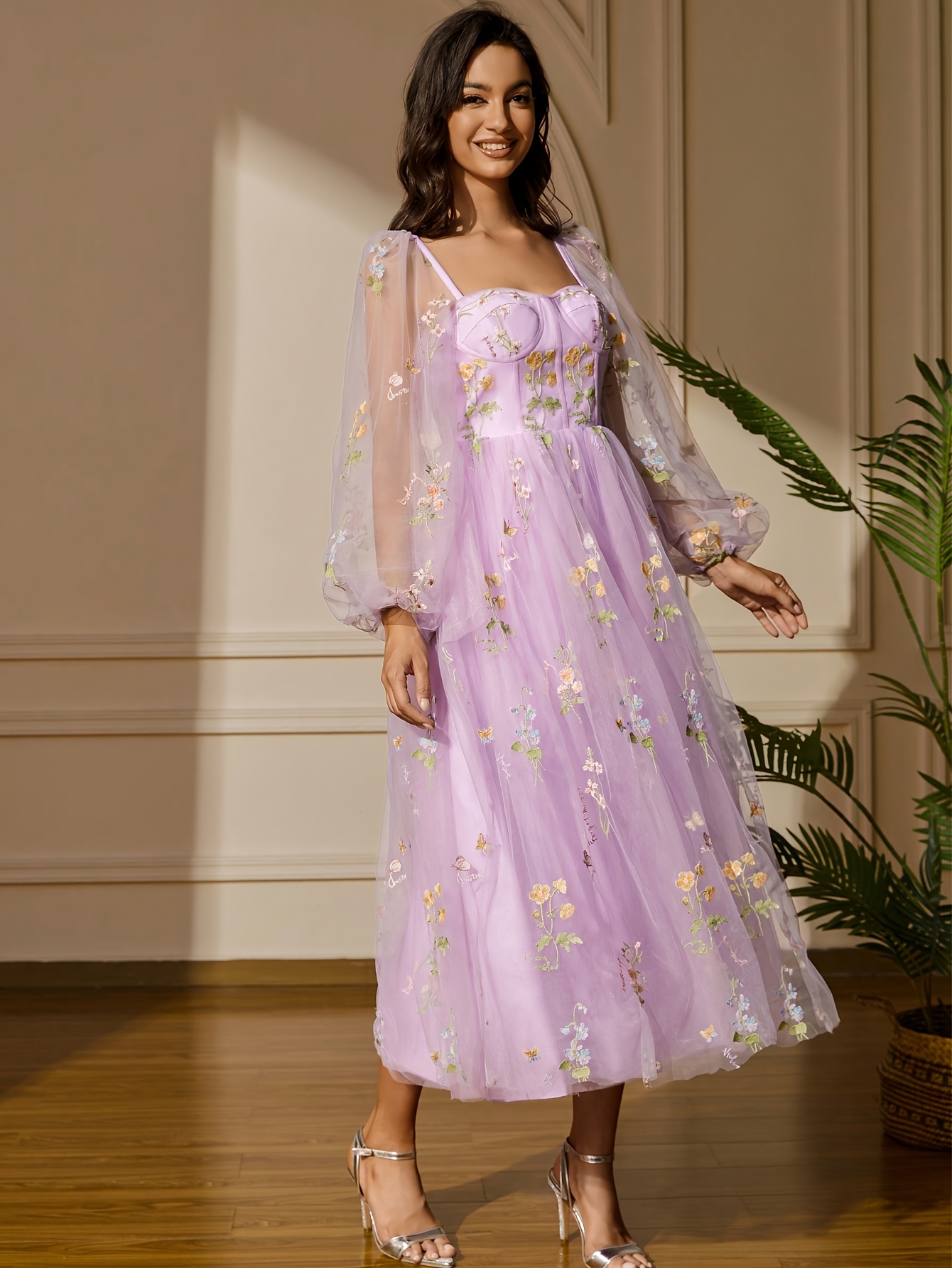 Robe Longue Fleurie En Tulle à Manches Bouffantes – Taille 44 – Noir – Polyester – Neuf Avec étiquette