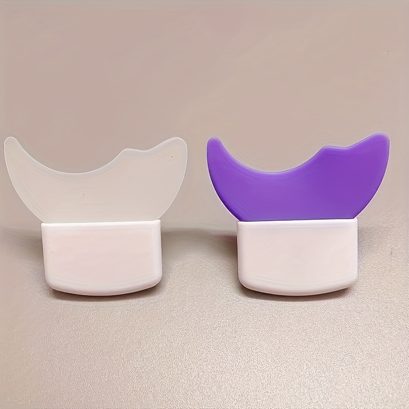 1 mascara   applicator tool multi functional eyelash and eyeshadow aid pad reusable silicone eyeliner stencil quick eye makeup tool Product details 8