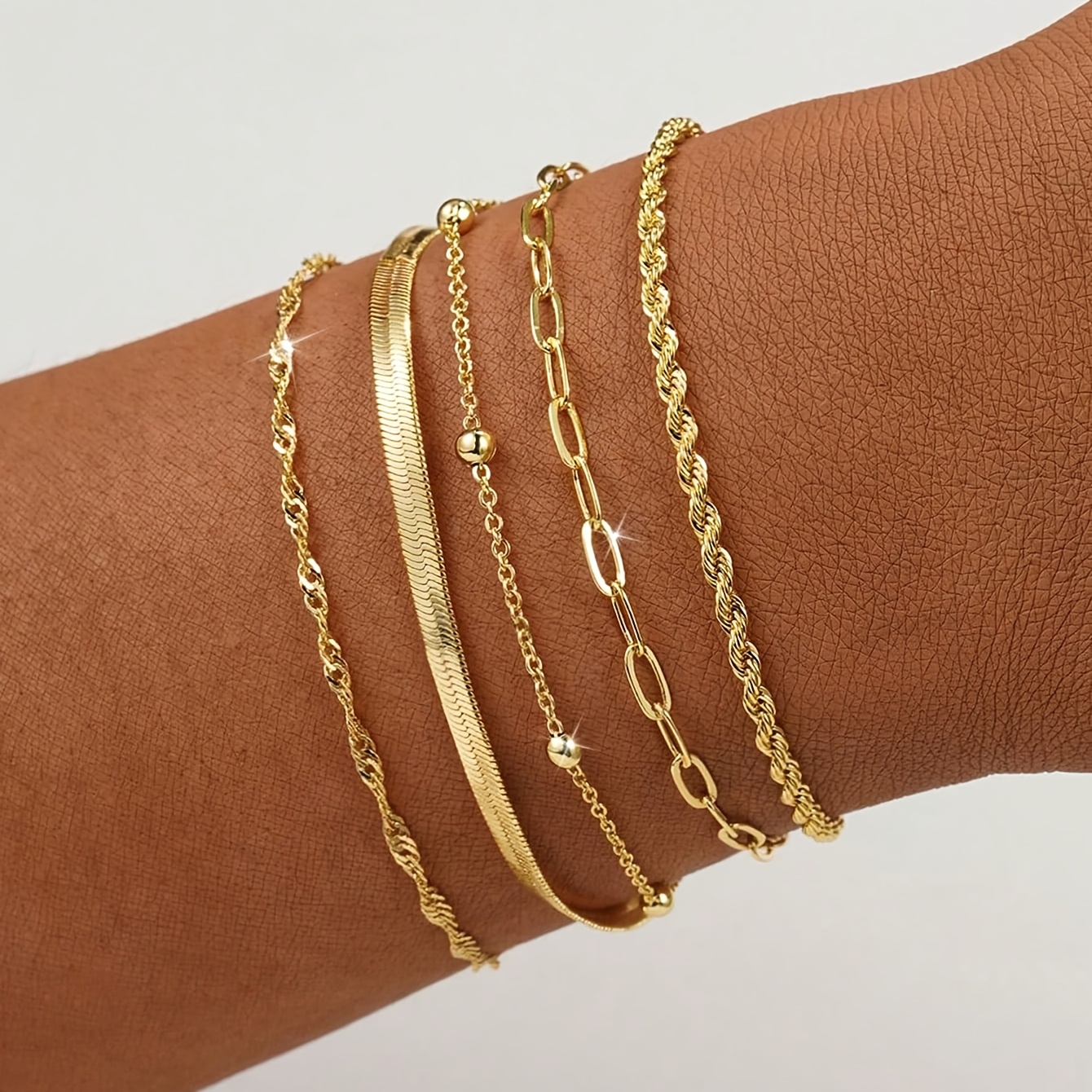 TEMU Europäische und amerikanische grenzüberschreitende Schmuckstücke, modische, Modelle, exquisites Metallset-Armband, 5-teiliges Set,