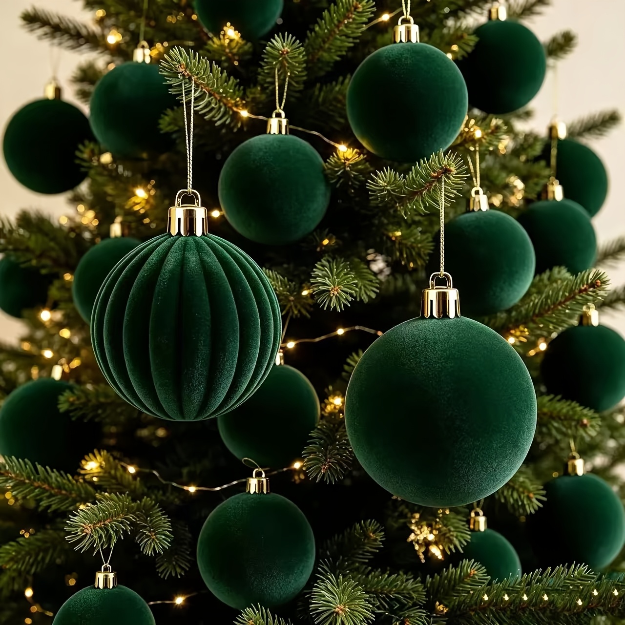 TEMU Lot de 4 grosses boules de Noël floquées pour suspension sur sapin, ornements en plastique avec crochets de suspension, décoration multi-fêtes