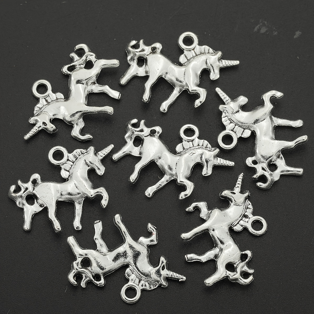 TEMU 10 pièces de breloques de licorne - d'animaux 3D, Grandes pendentifs en alliage vintage pour sacs tissés à , anneaux de cheville, boucles