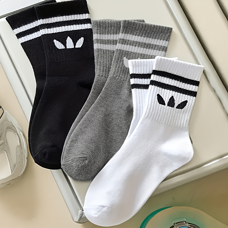TEMU 3-pair Versatile Black, White, And Gray Women's Sports Socks. Casual And Stylish Couple's Versatile Style. Suitable For Outdoor Sports Wear