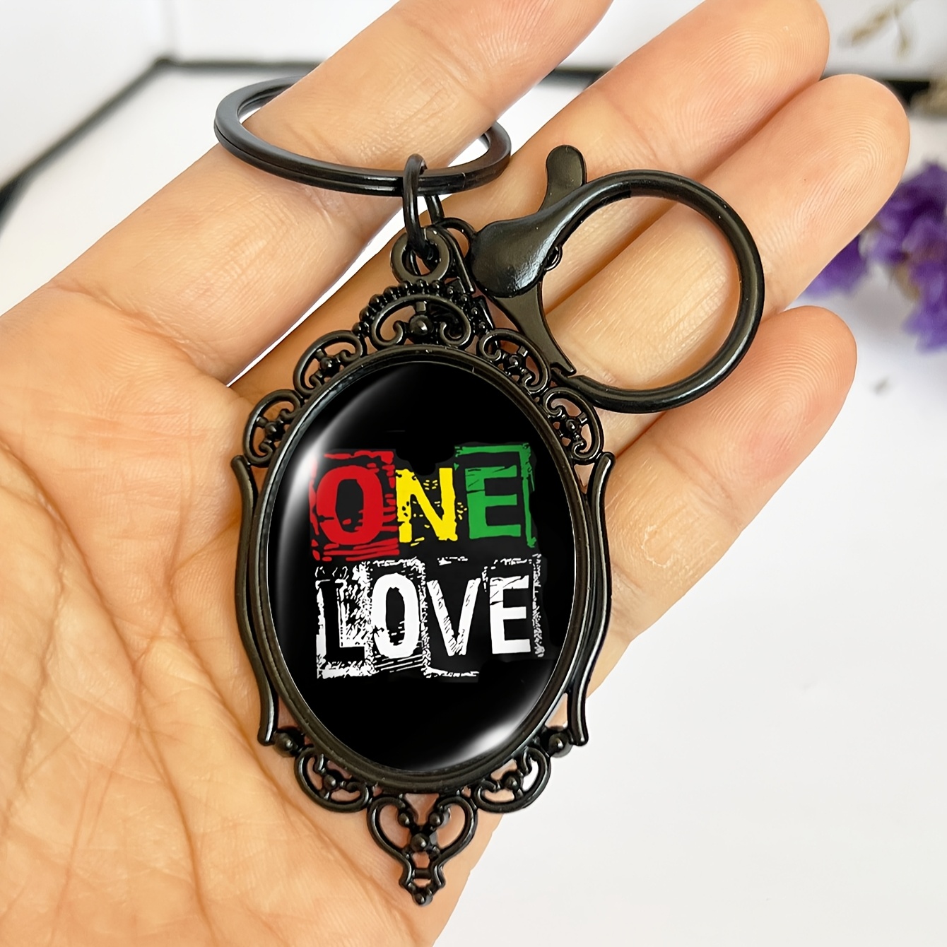 Temu – TEMU A Vibrant Love Keychain For Bags, Backpacks, Cars, Fashion, And Additions