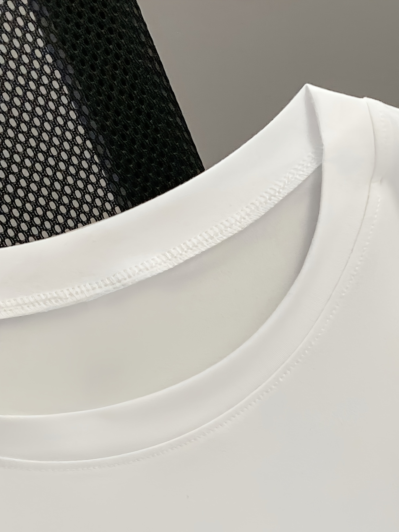 Women's Y2K Summer Crop T-Shirt - Slim Fit Short Sleeve Round Neck Top with Bold NY Letter Print, White & Black Graphic Tee for Casual Streetwear, Ladies T Shirts, Everyday Outfit, Urban Street Style, Breathable Fabric, Stylish Blouse, Streetwear Fans