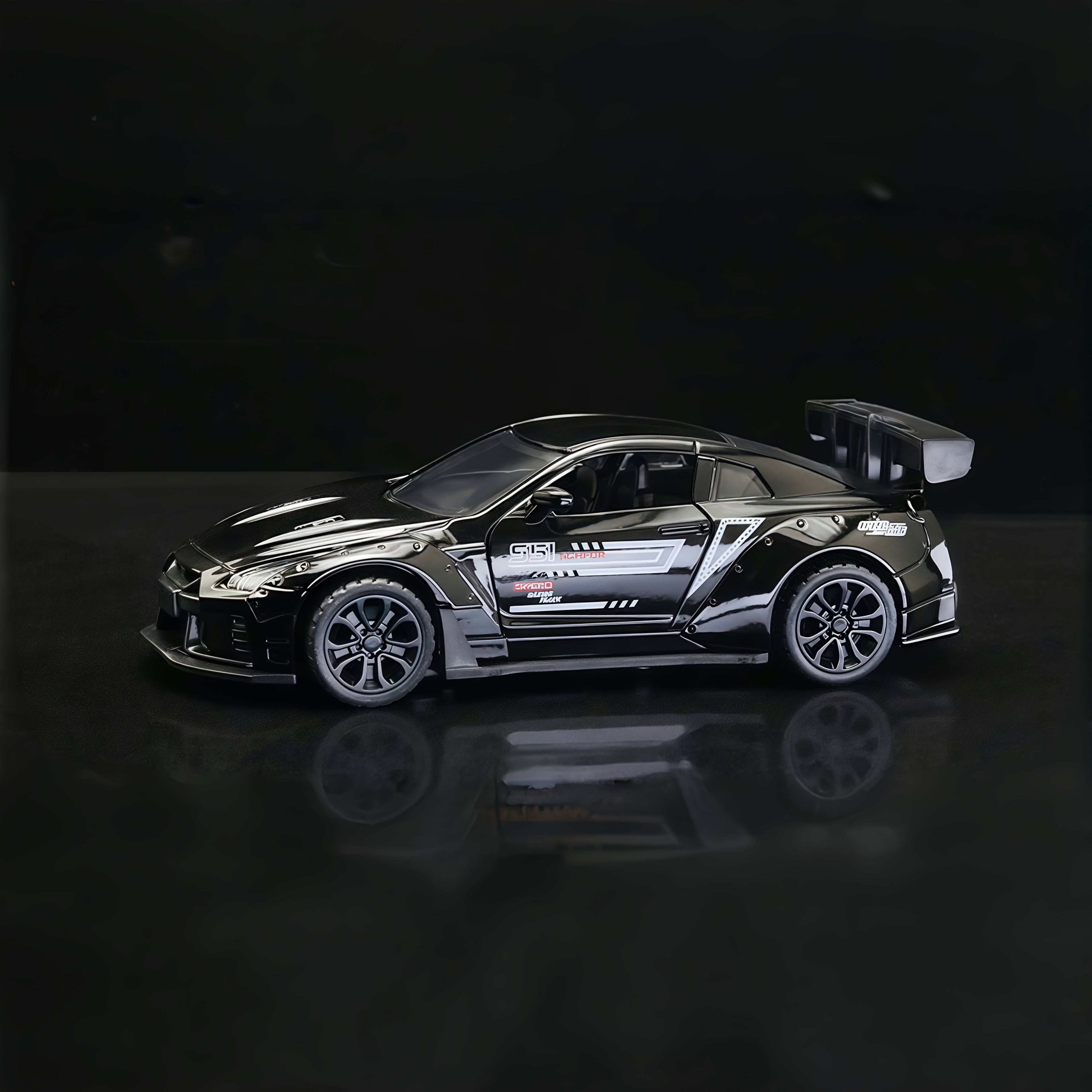 Image of 1pc Moving Alloy Racing Car Model With Pull-back Action - Abs & Metal Miniature Sports Car Suitable For, Desk Display, Birthday/holiday Gift For And Collectors