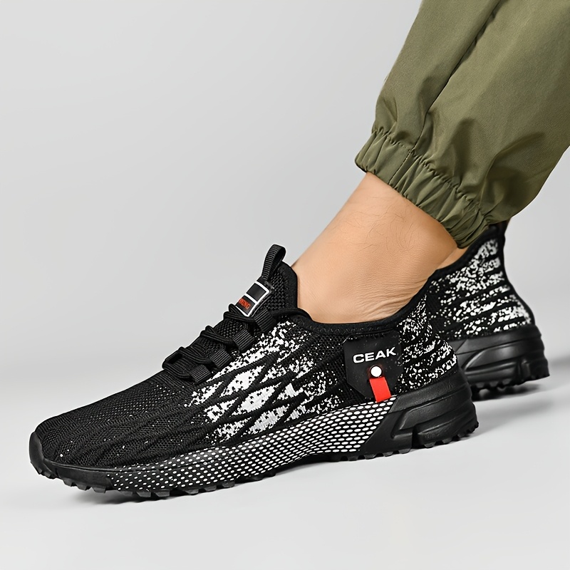 Men's Lightweight Breathable Sneakers for Walking & Training